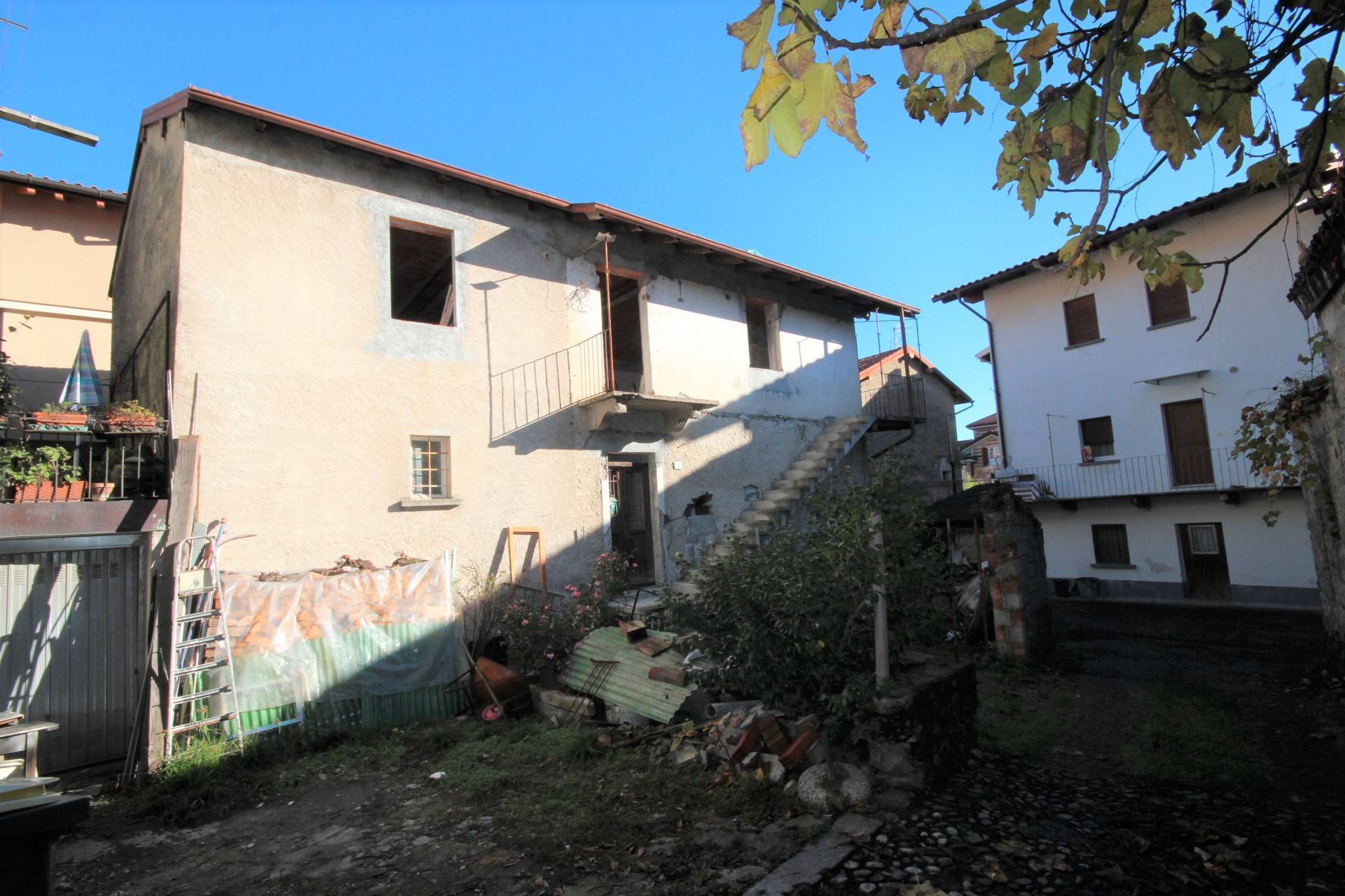 Casa in vendita a Verbania, Zoverallo