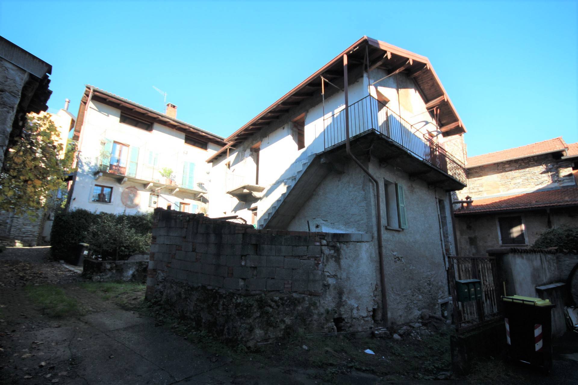 Casa in vendita a Verbania, Zoverallo