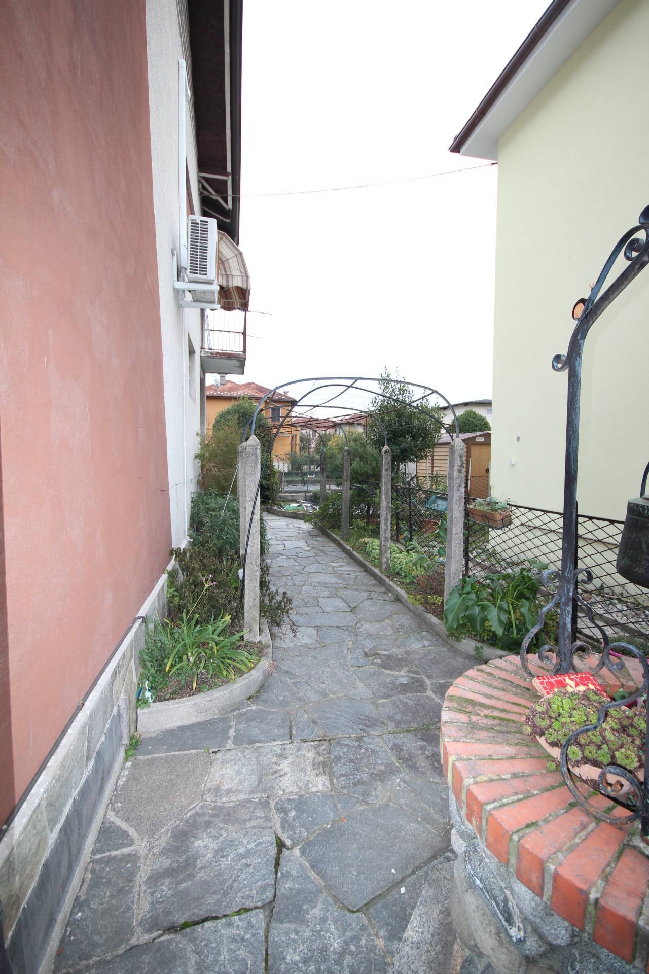 Casa in vendita a Verbania, Suna