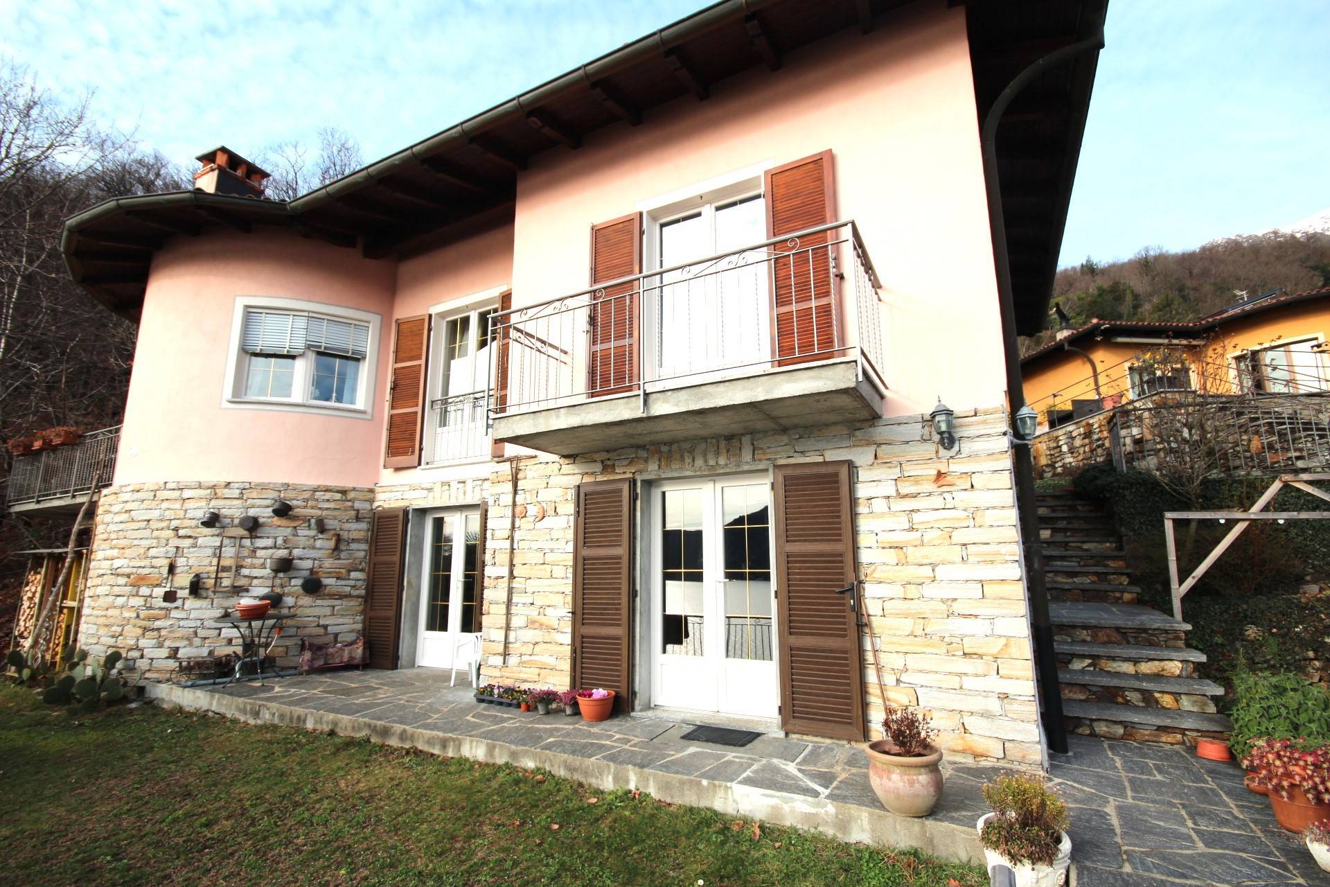 Villa in vendita a Cannobio