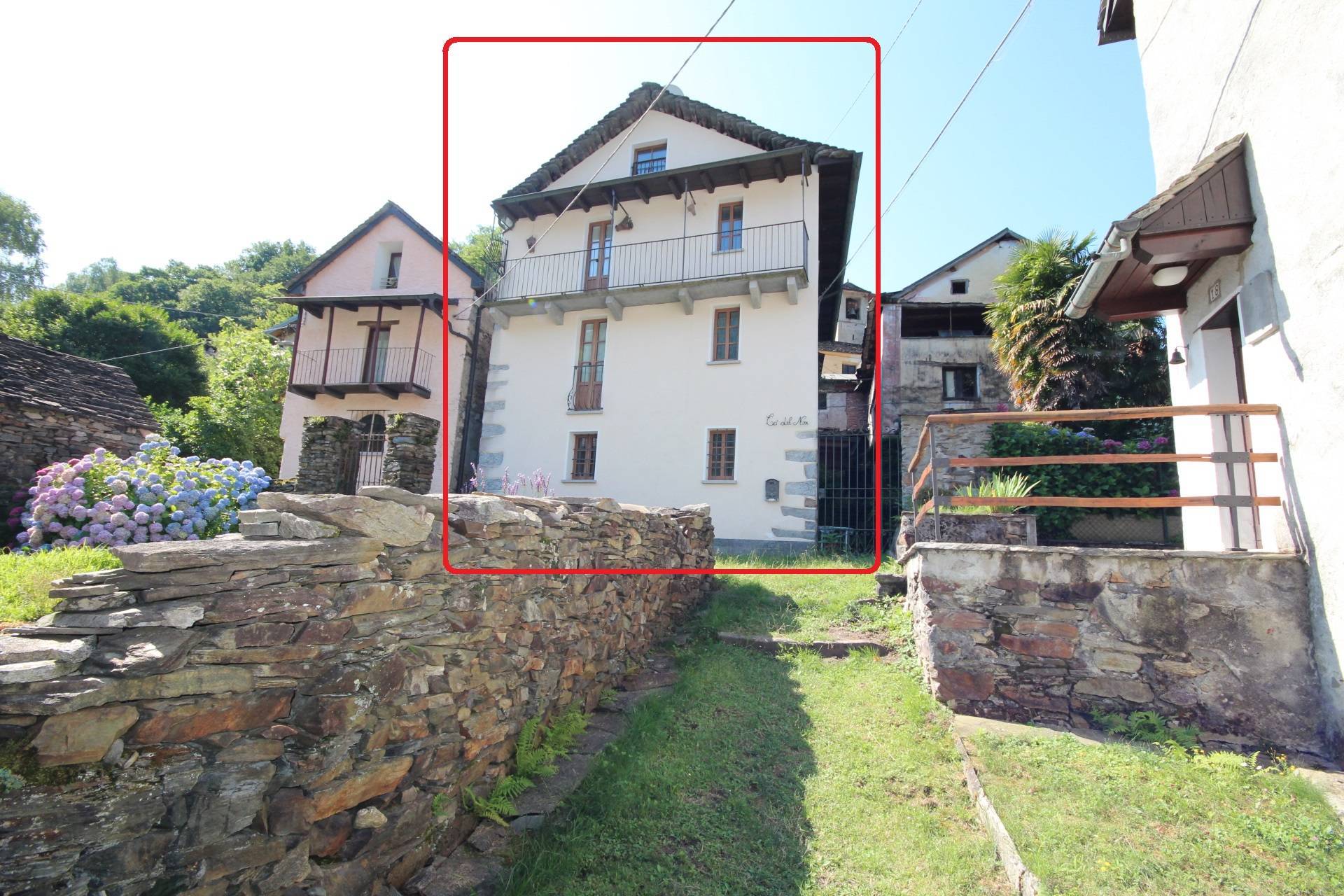 Casa in vendita a Cannobio, Socraggio