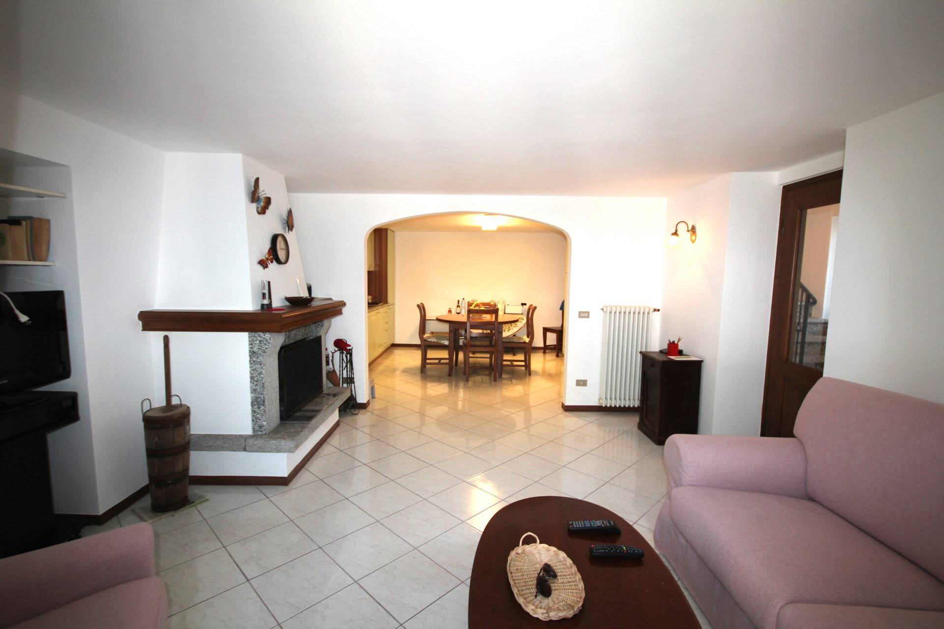 Casa in vendita a Cannobio, Socraggio