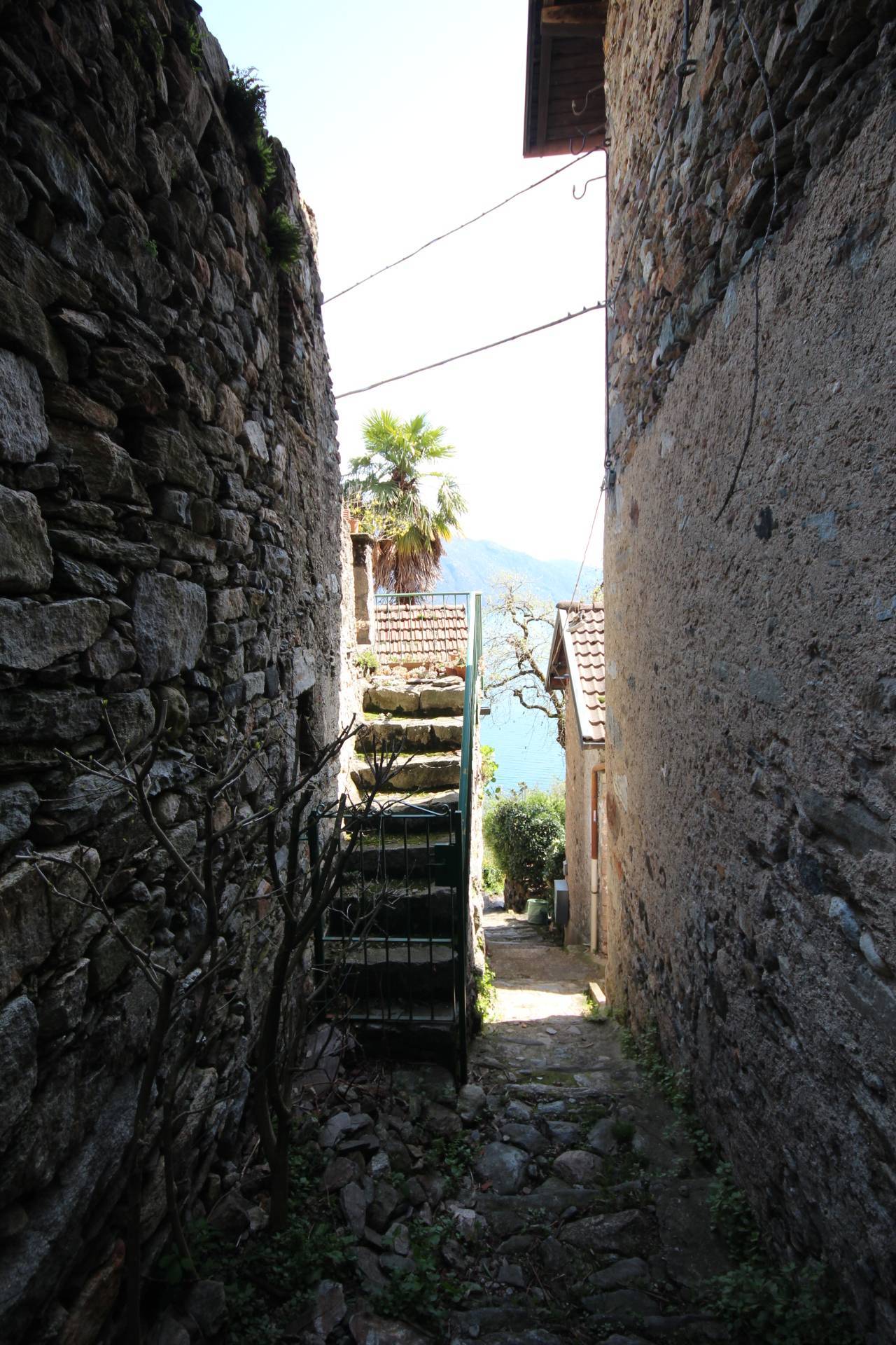 Rustico in vendita a Cannobio, S.Bartolomeo