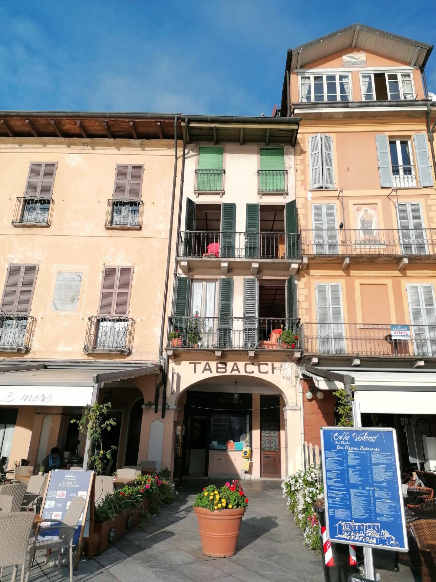 appartamento trilocale in vendita a Cannobio