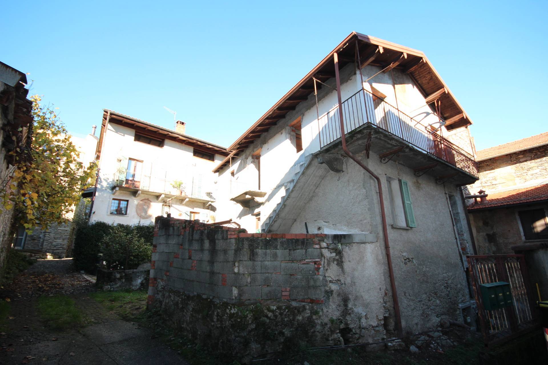 Casa in vendita a Verbania, Zoverallo