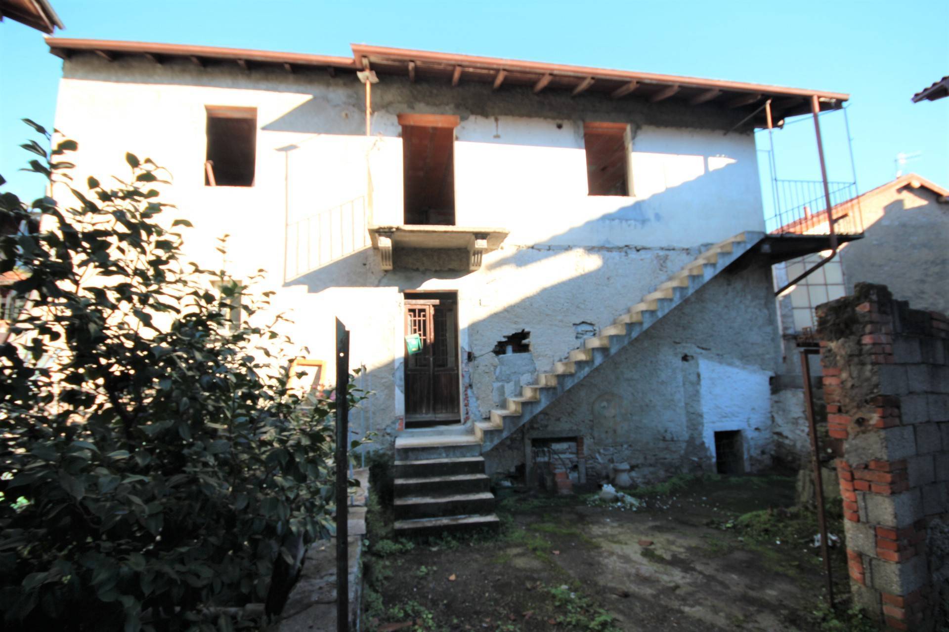 Casa in vendita a Verbania, Zoverallo