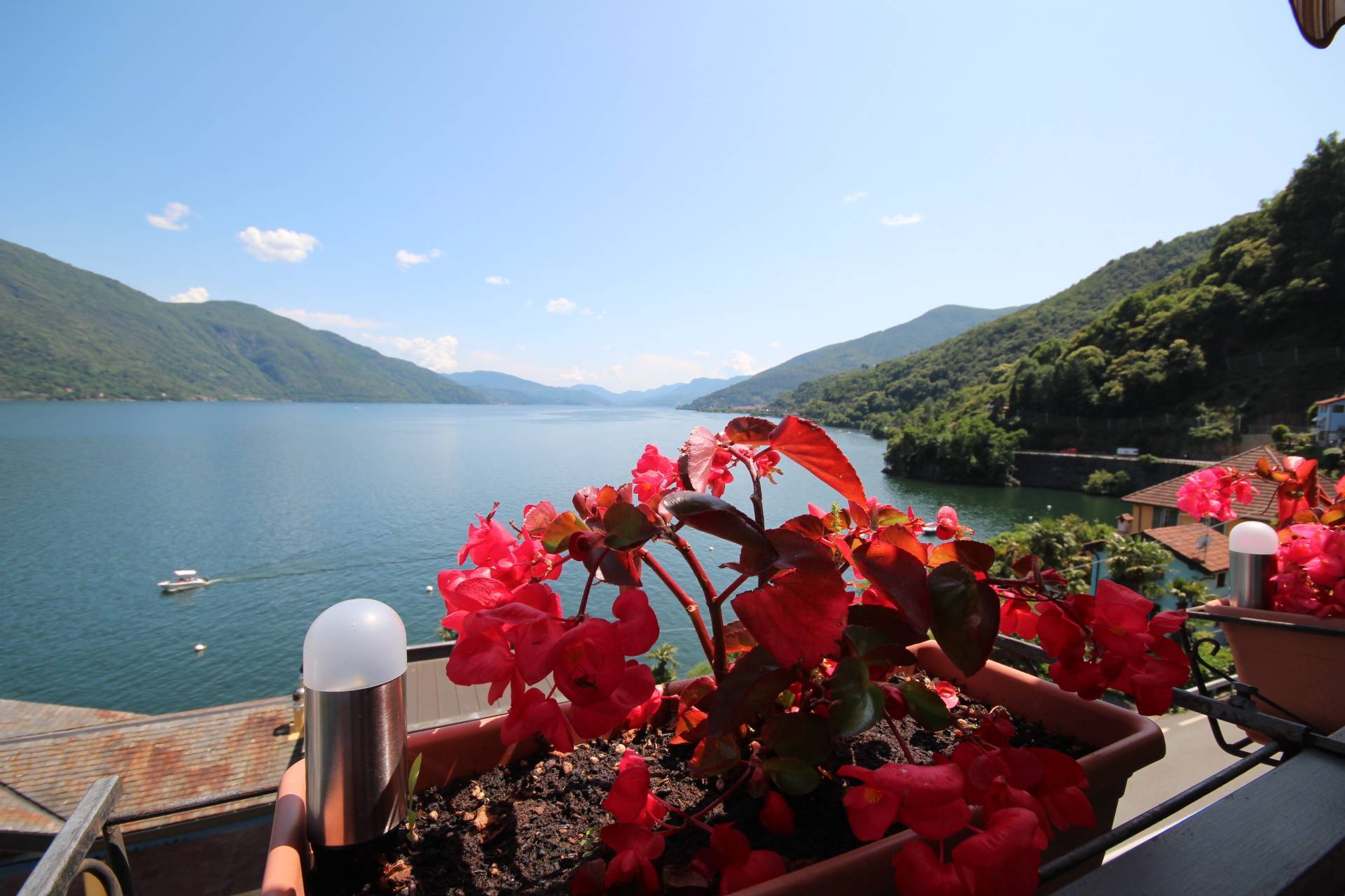 appartamento trilocale in vendita a Cannobio, S.Bartolomeo