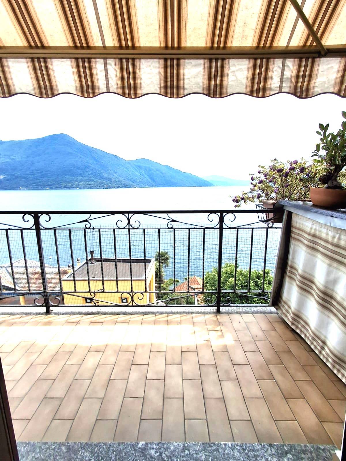 appartamento trilocale in vendita a Cannobio, S.Bartolomeo