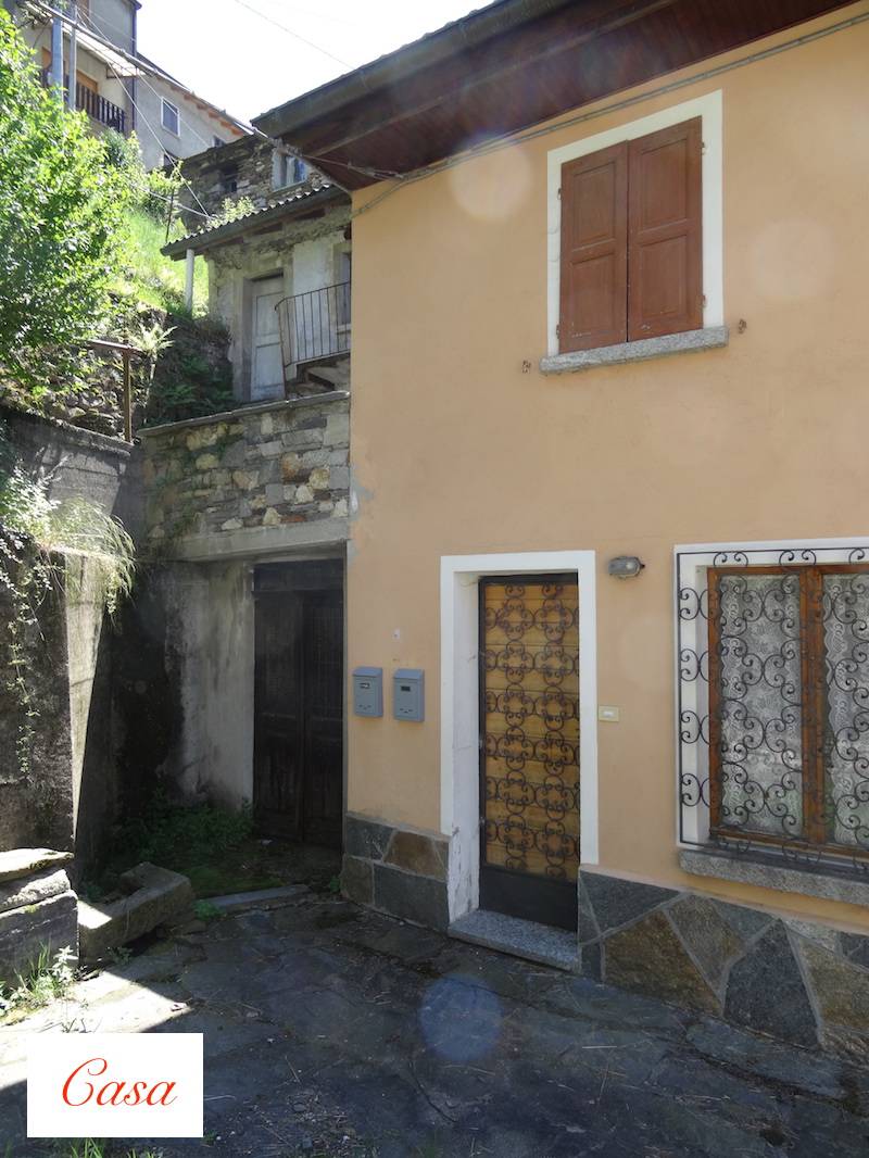 Casa in vendita a Gurro