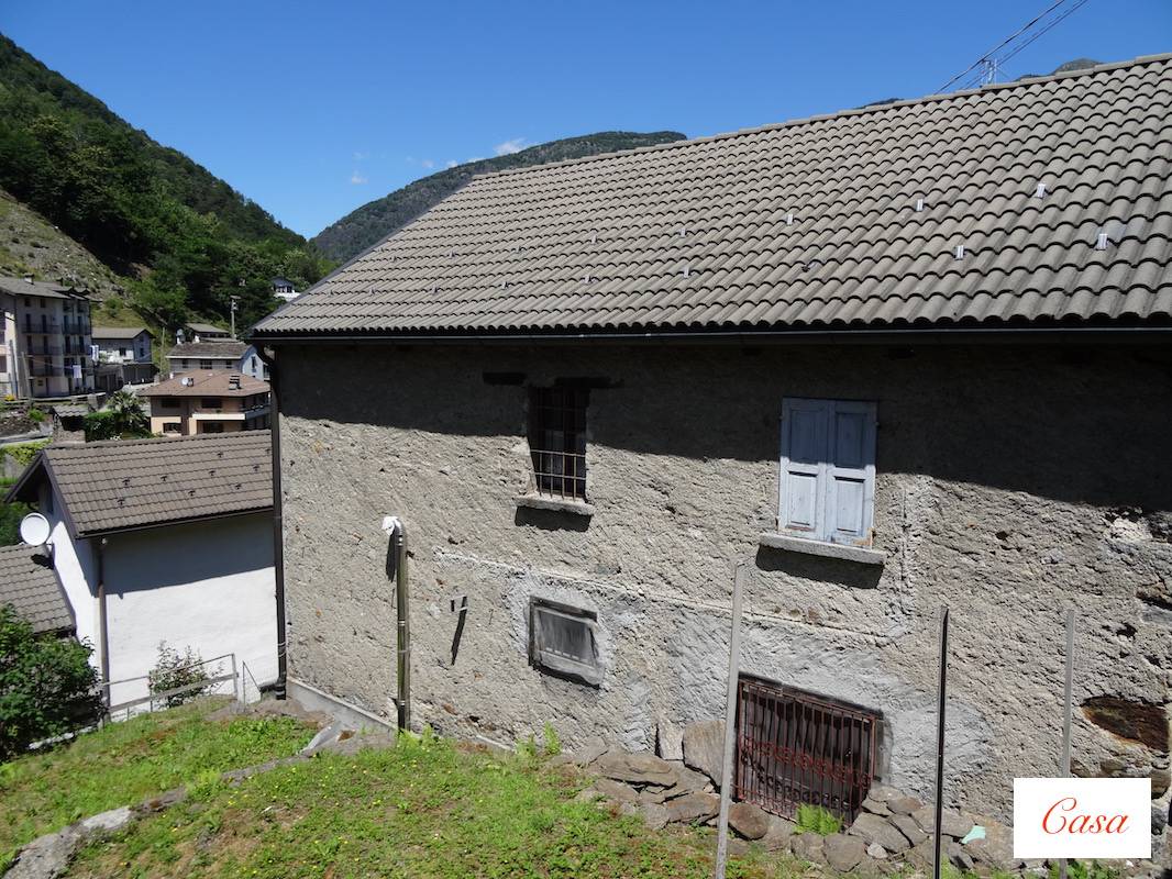 Casa in vendita a Gurro