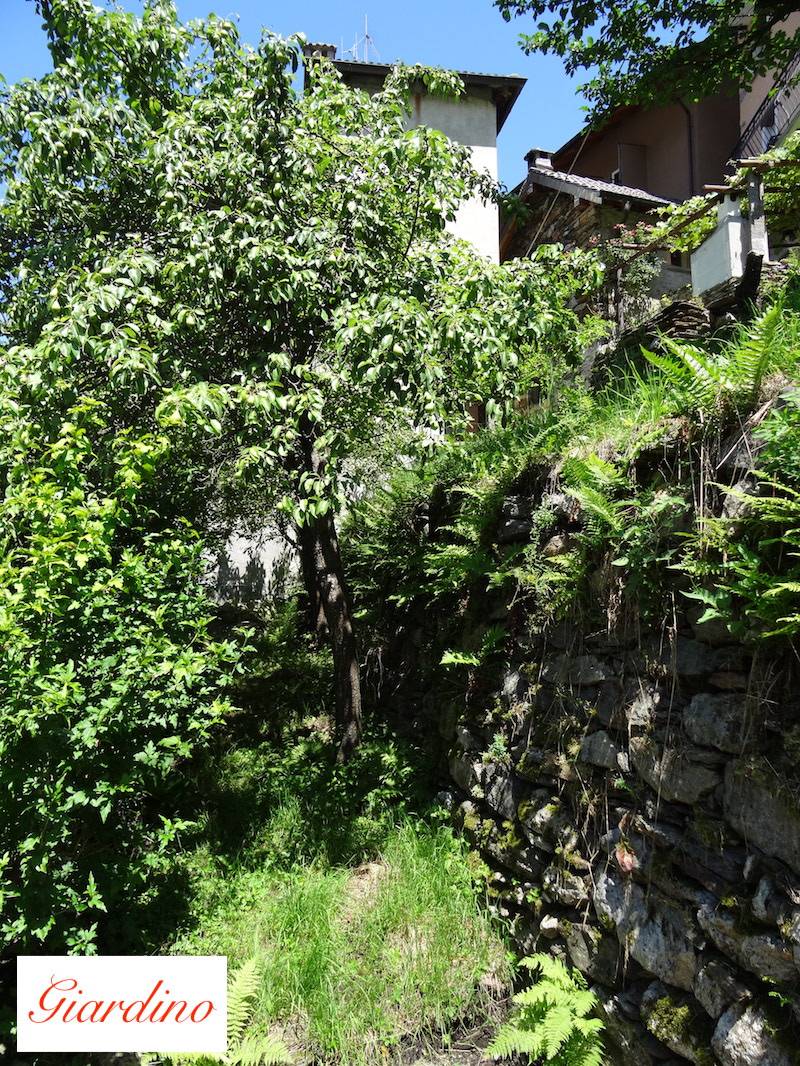 Casa in vendita a Gurro