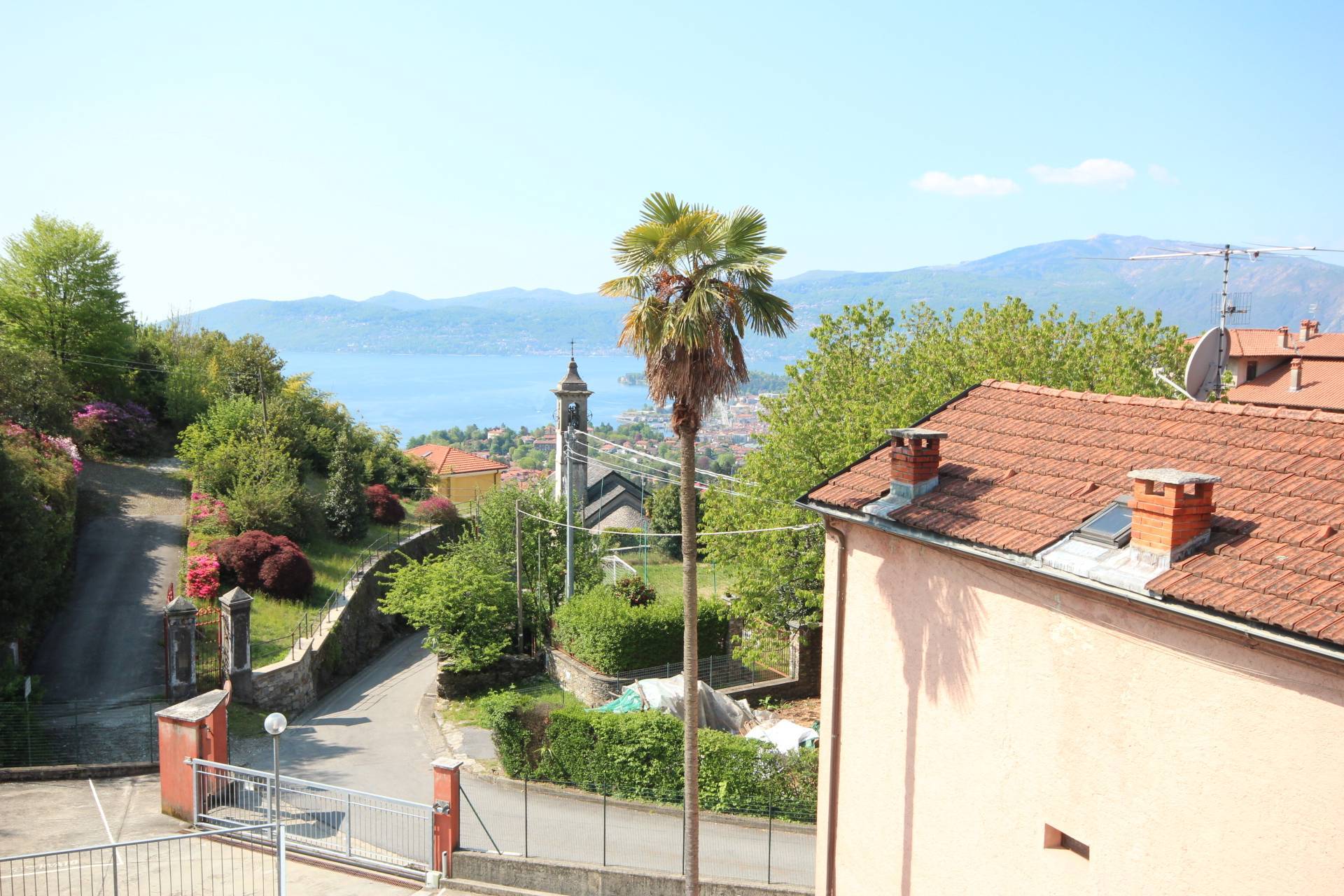 appartamento trilocale in vendita a Ghiffa, Cargiago