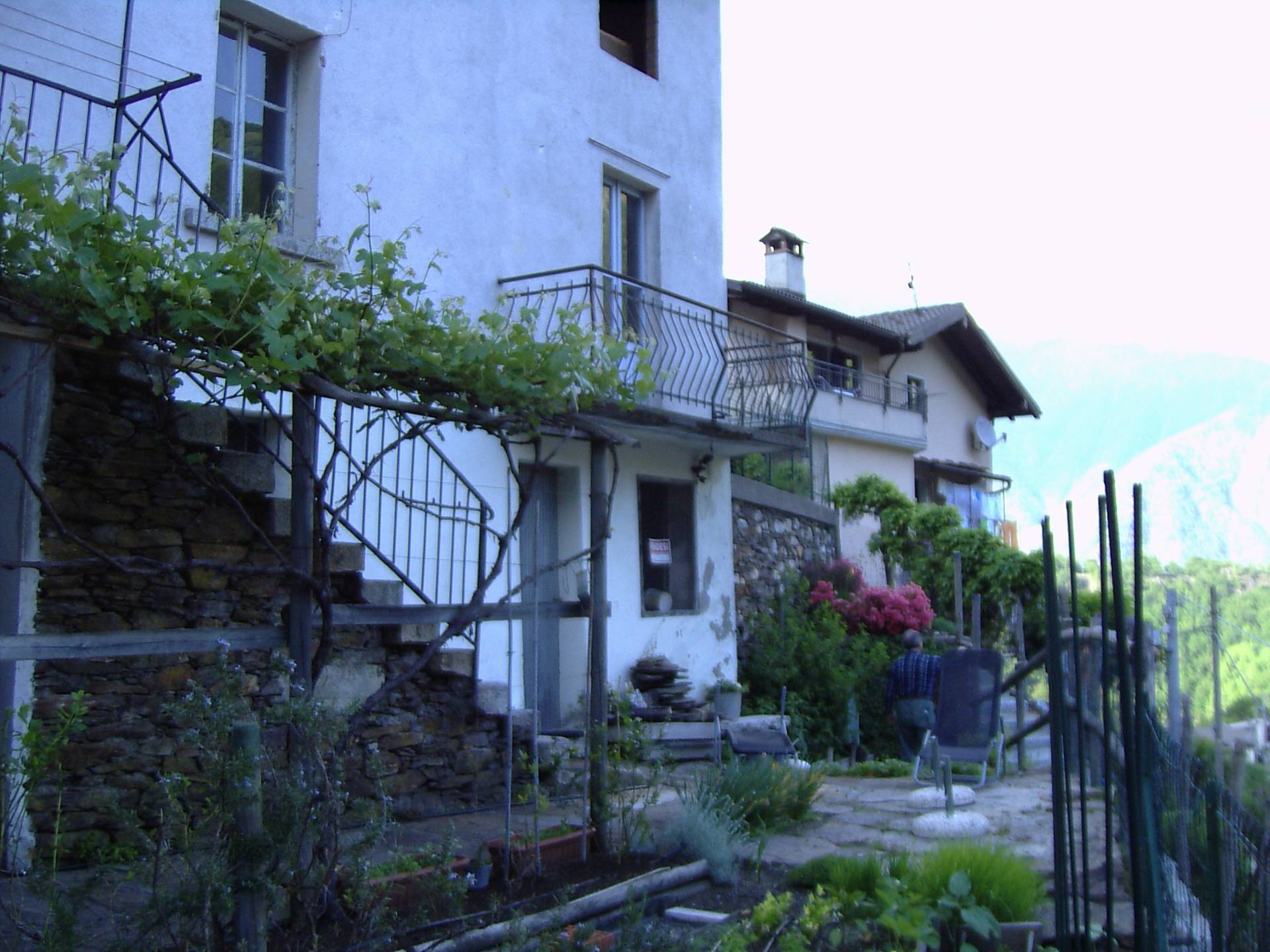 Casa in vendita a Gurro