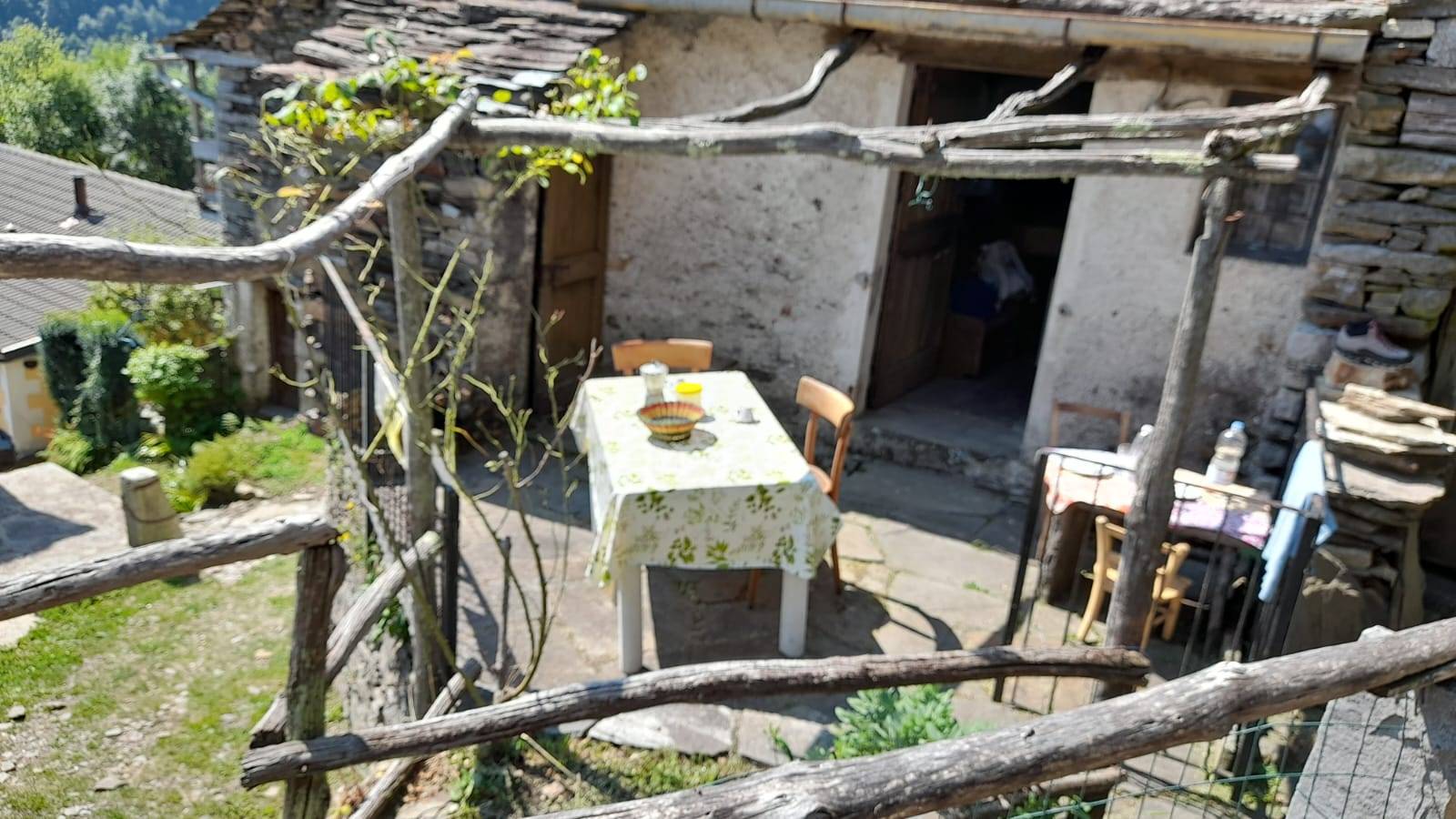 Rustico in vendita a Valle Cannobina