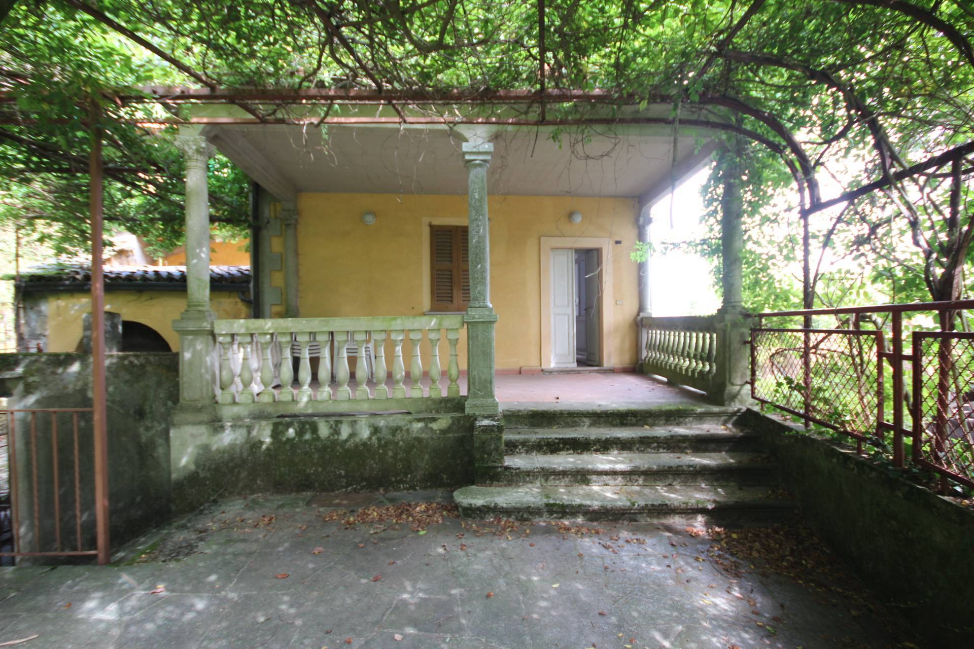 Villa in vendita a Oggebbio, Camogno
