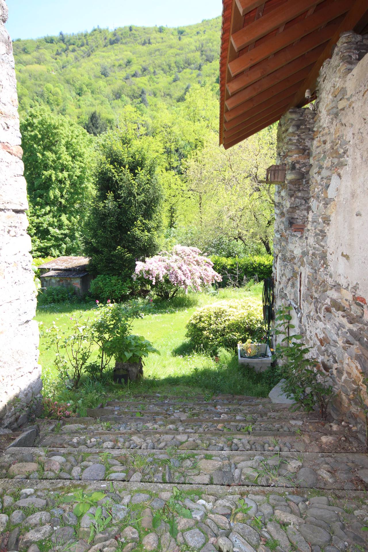 Casa in vendita a Cannobio, Traffiume