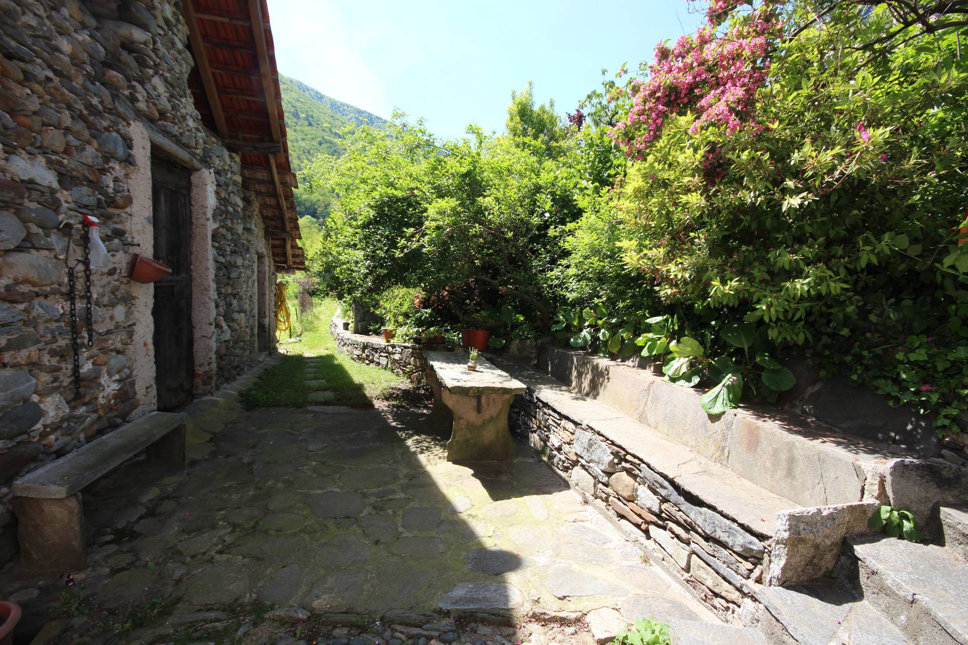 Casa in vendita a Cannobio, Traffiume