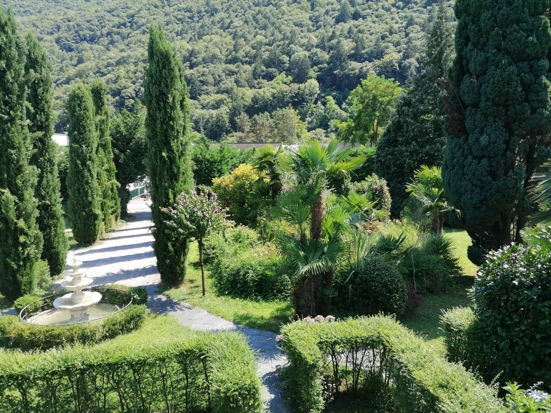 appartamento trilocale in vendita a Cannobio