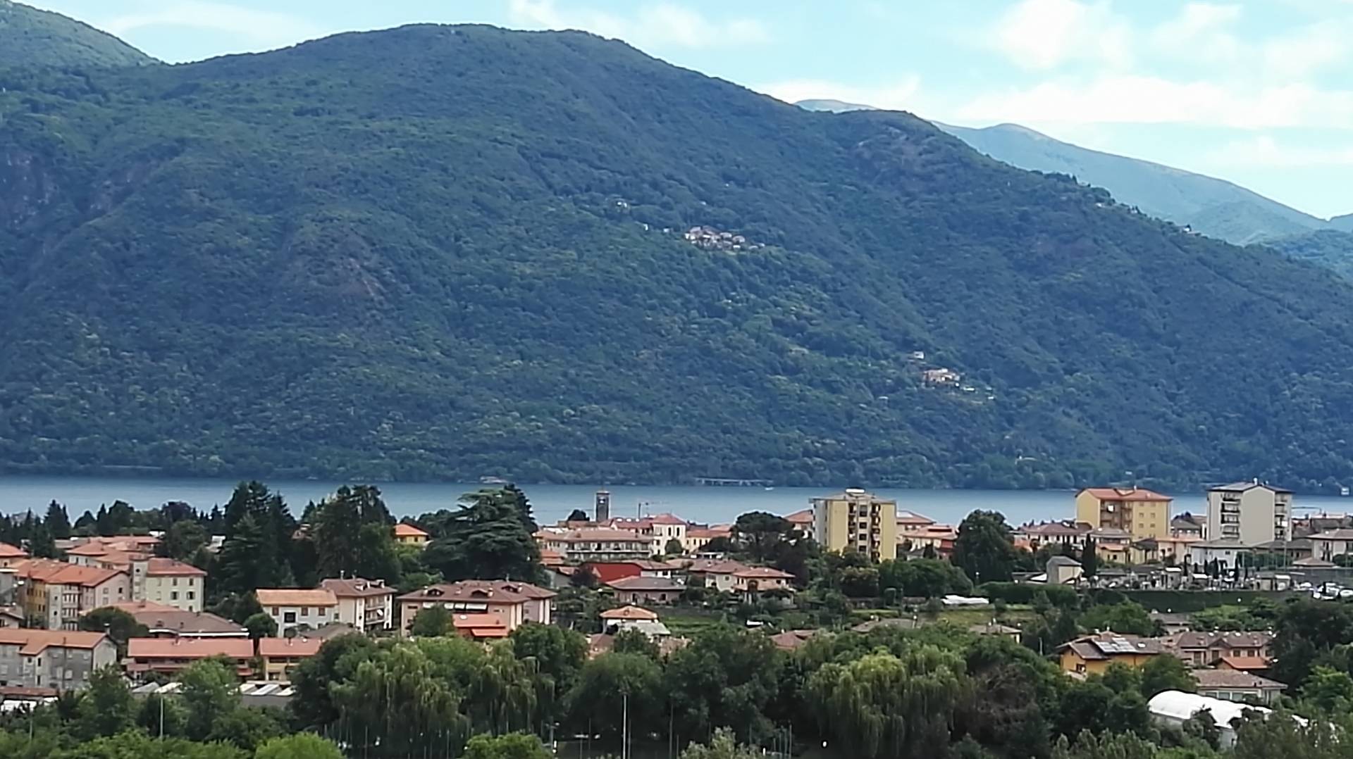 appartamento trilocale in vendita a Cannobio