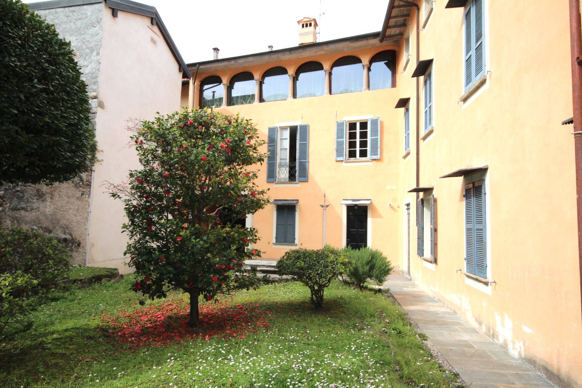 appartamento quadrilocale in vendita a Cannobio