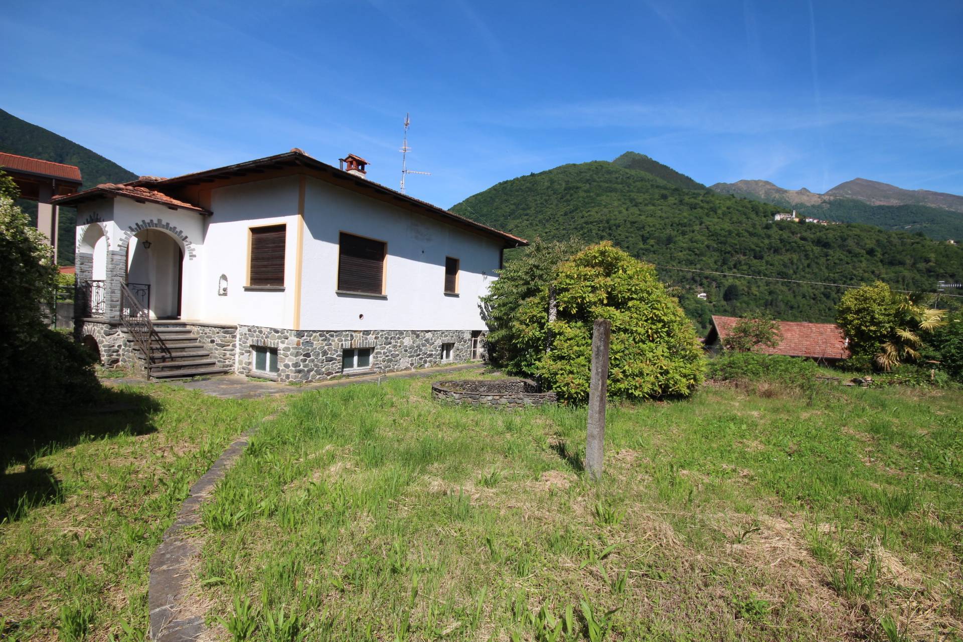 Casa in vendita a Cannobio