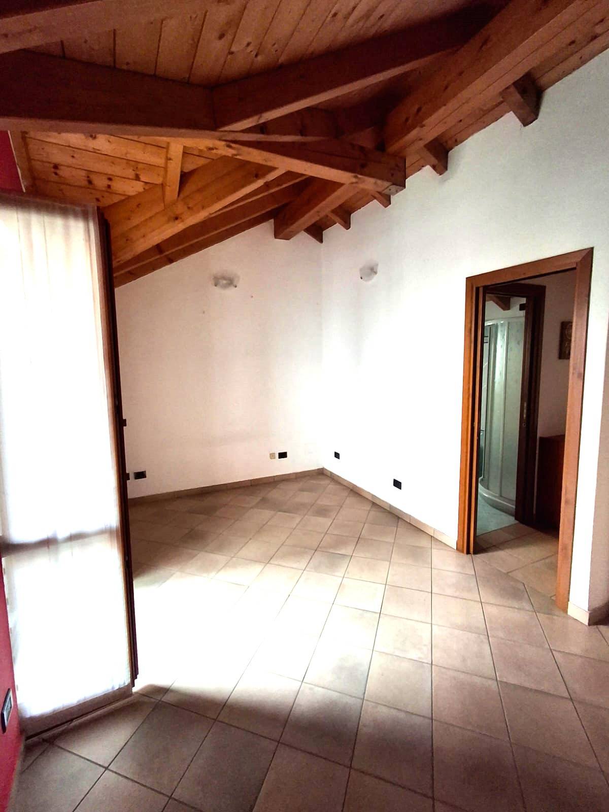 Casa in vendita a Ghiffa, Frino