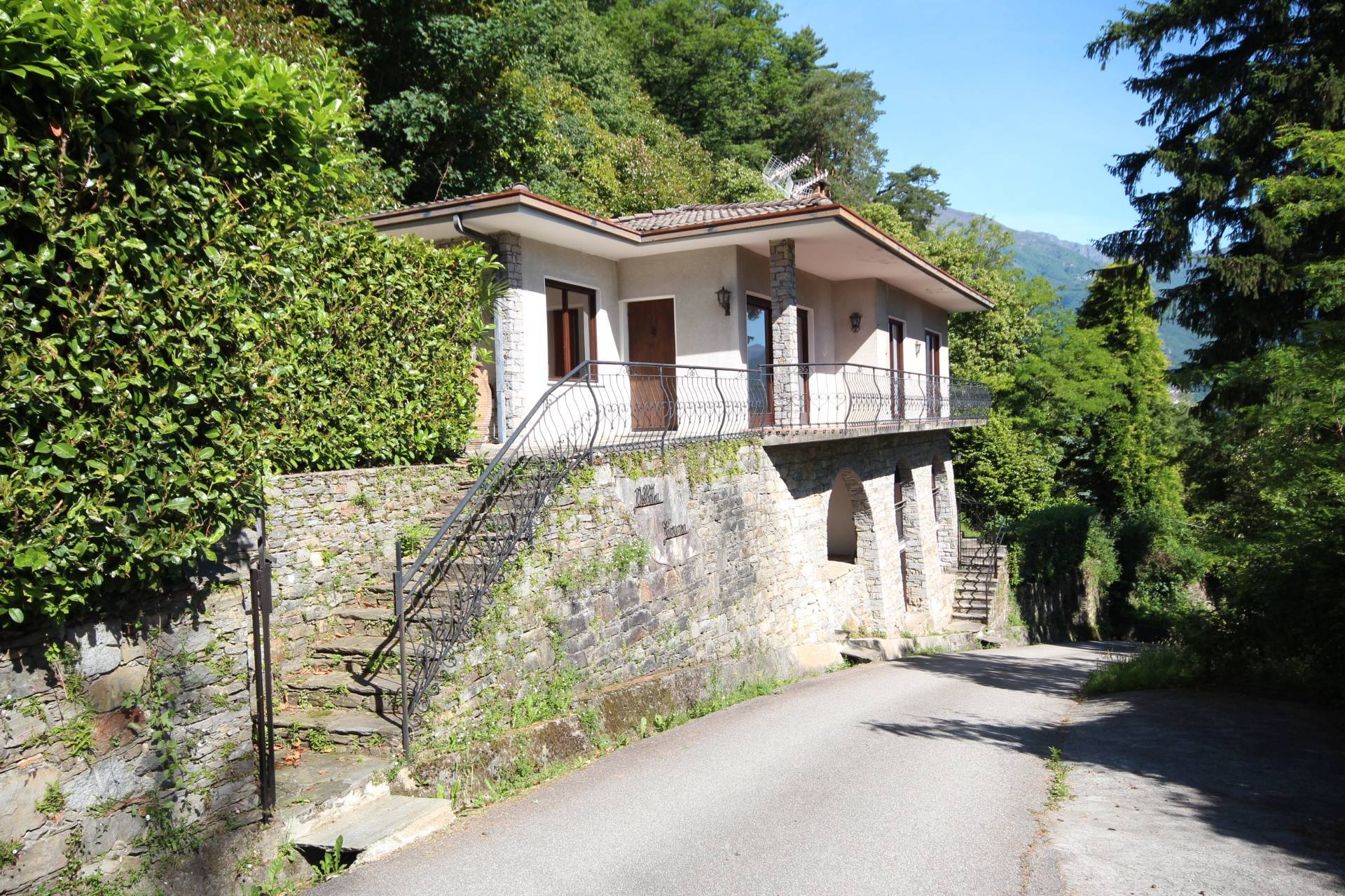 Casa in vendita a Cannobio