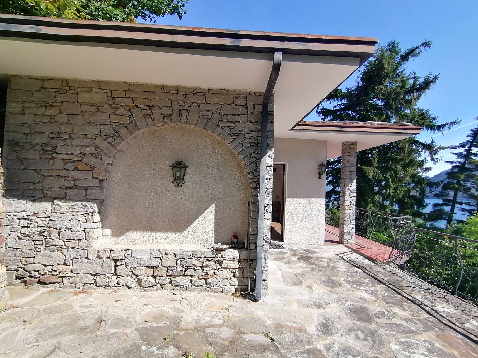 Casa in vendita a Cannobio