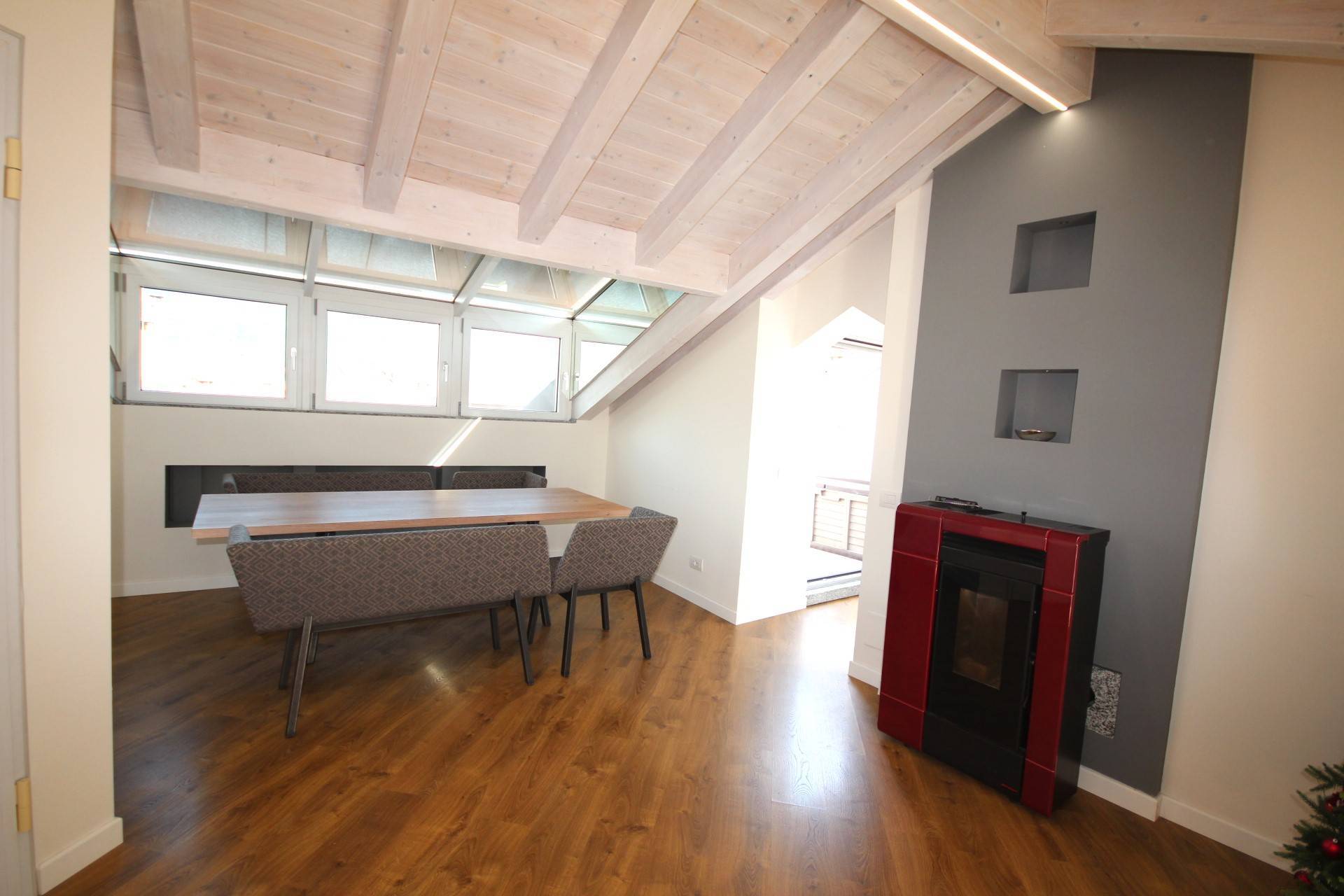 appartamento quadrilocale in vendita a Cannobio, Cannobio