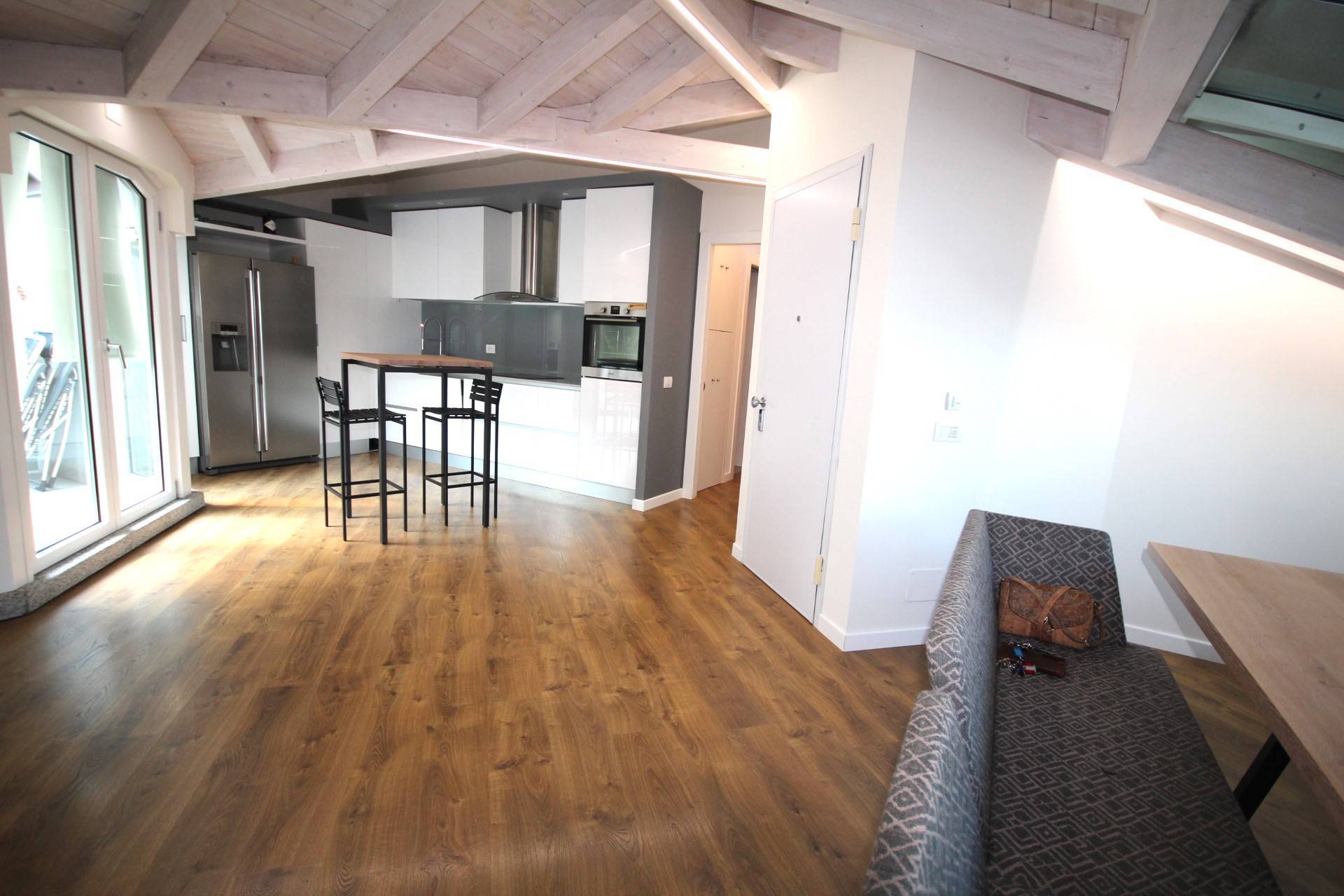 appartamento quadrilocale in vendita a Cannobio, Cannobio