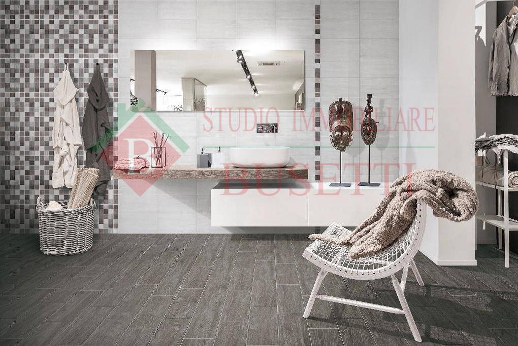 Villa Unifamigliare in vendita a Gorla Minore