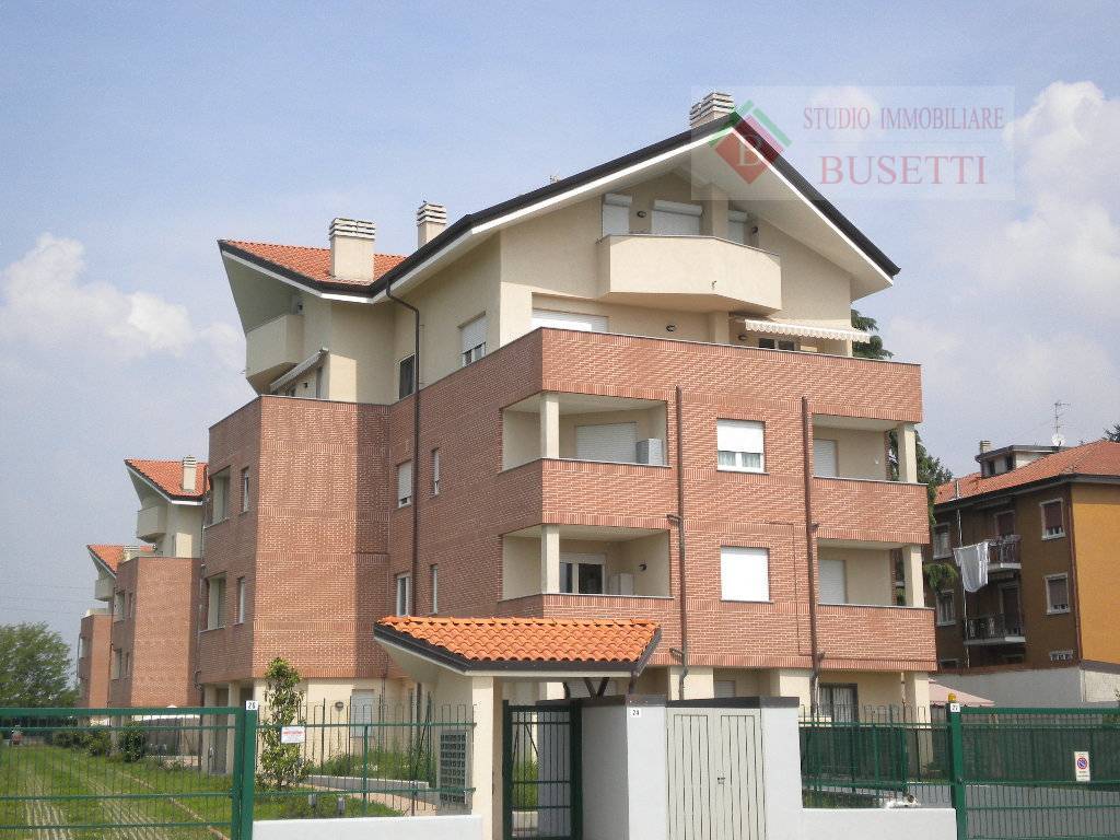 Appartamento in affitto a Legnano, Confine Con S. Giorgio S/L
