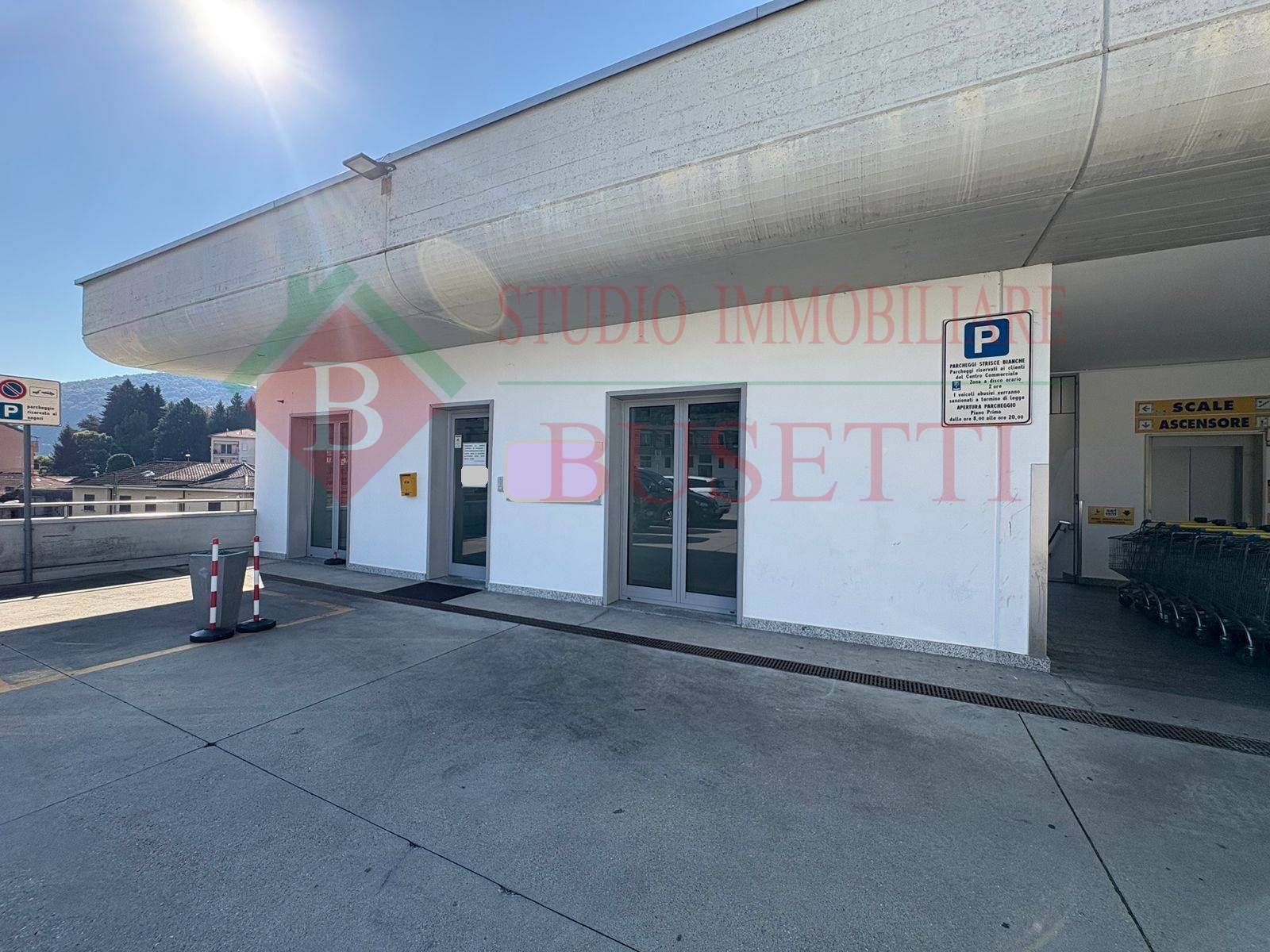 Negozio Studio Ufficio in affitto a Lavena Ponte Tresa