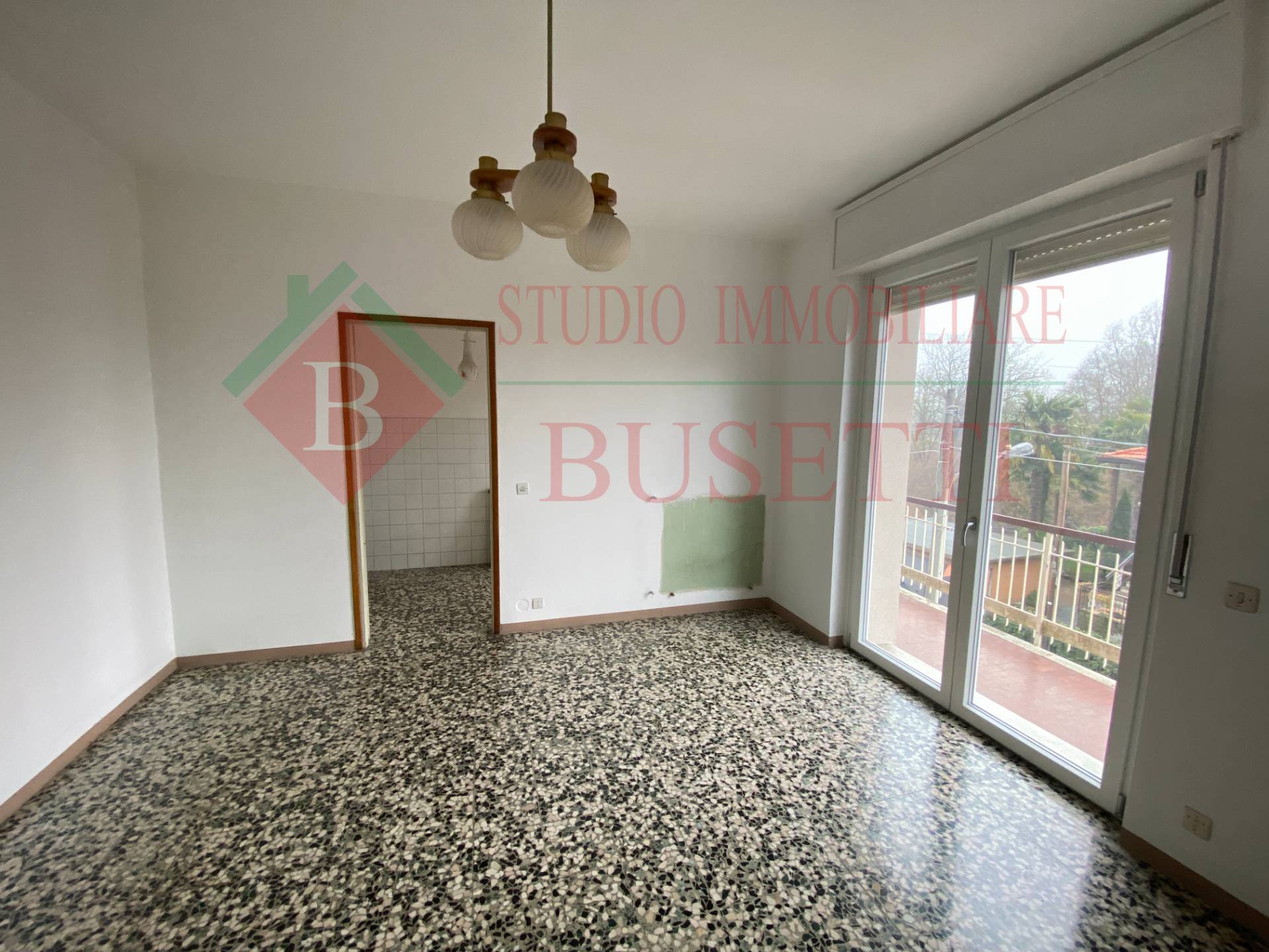 Appartamento in vendita a Biandronno