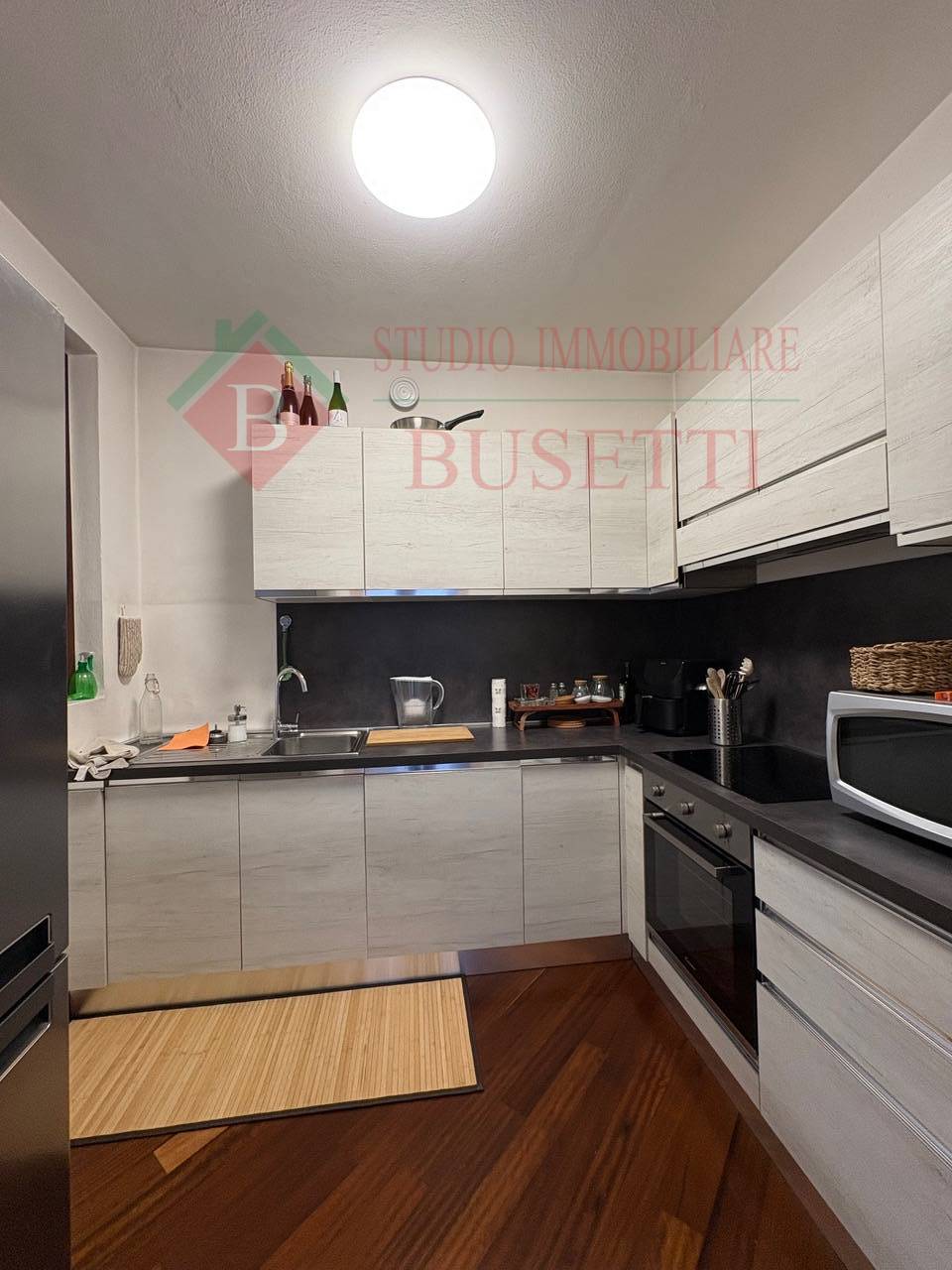 Appartamento in affitto a Azzate