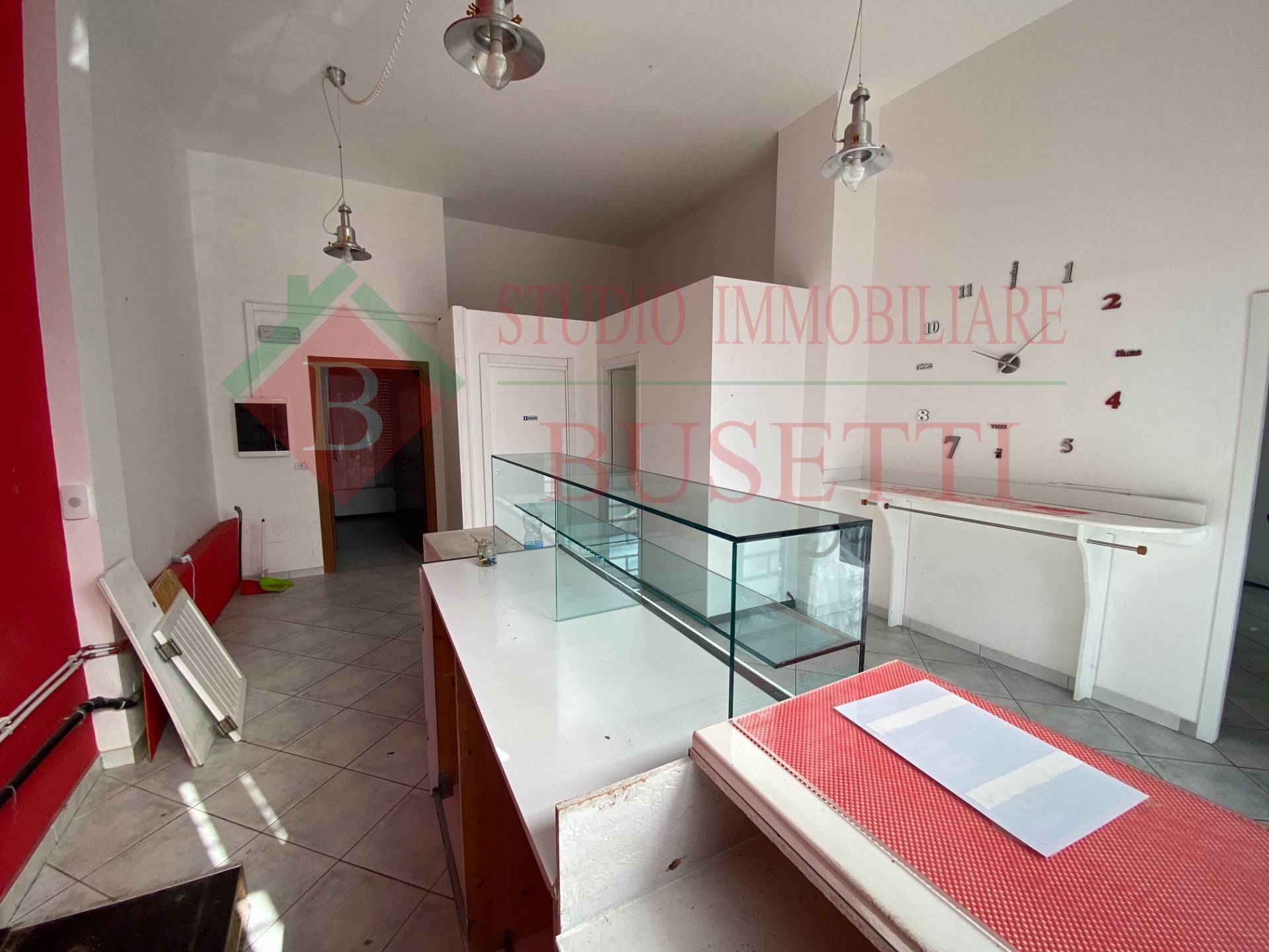 Negozio Studio Ufficio in affitto a Cerro Maggiore