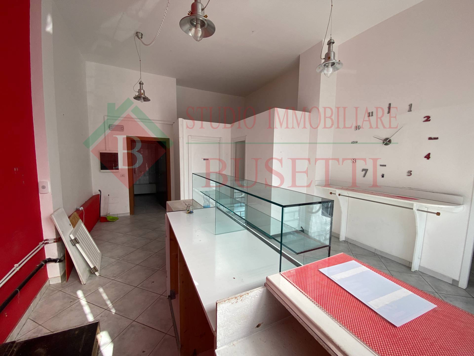 Negozio Studio Ufficio in affitto a Cerro Maggiore