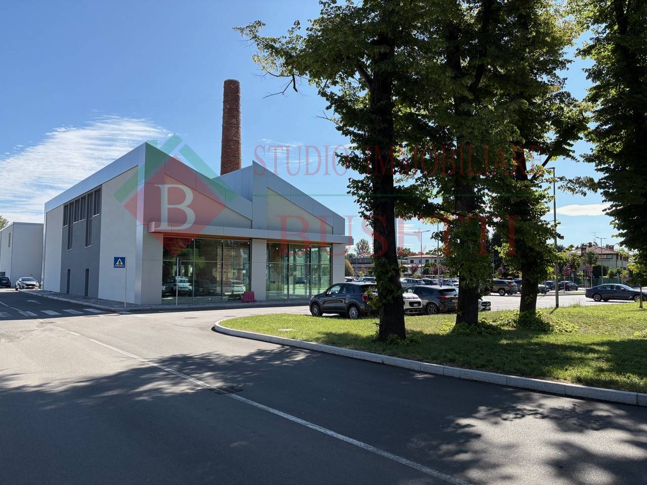 Negozio in affitto a Ispra