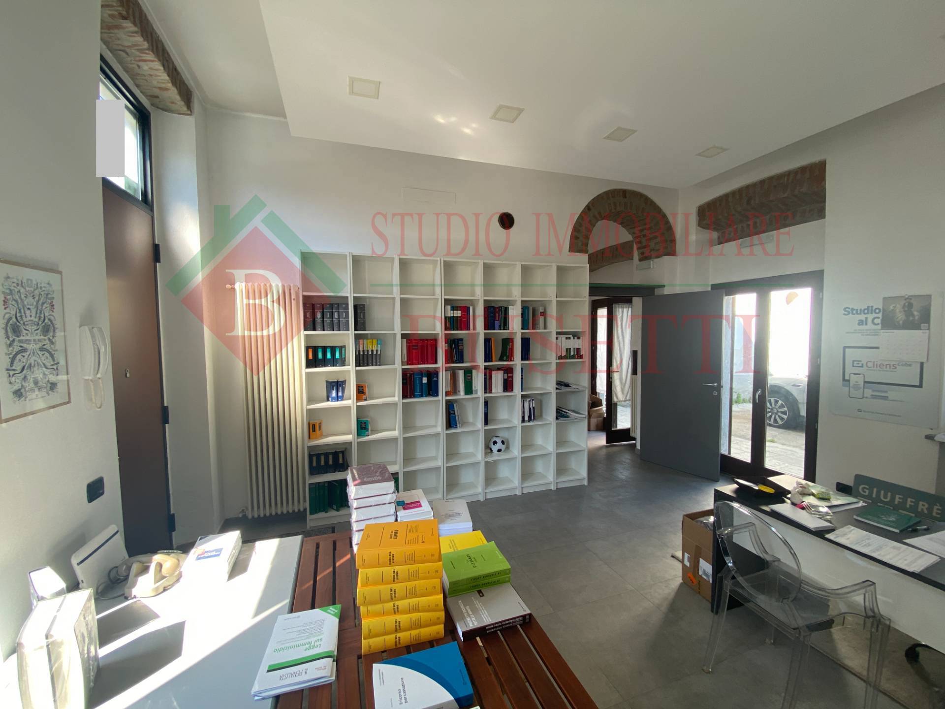 Negozio Studio Ufficio in affitto a Busto Arsizio, Tribunale