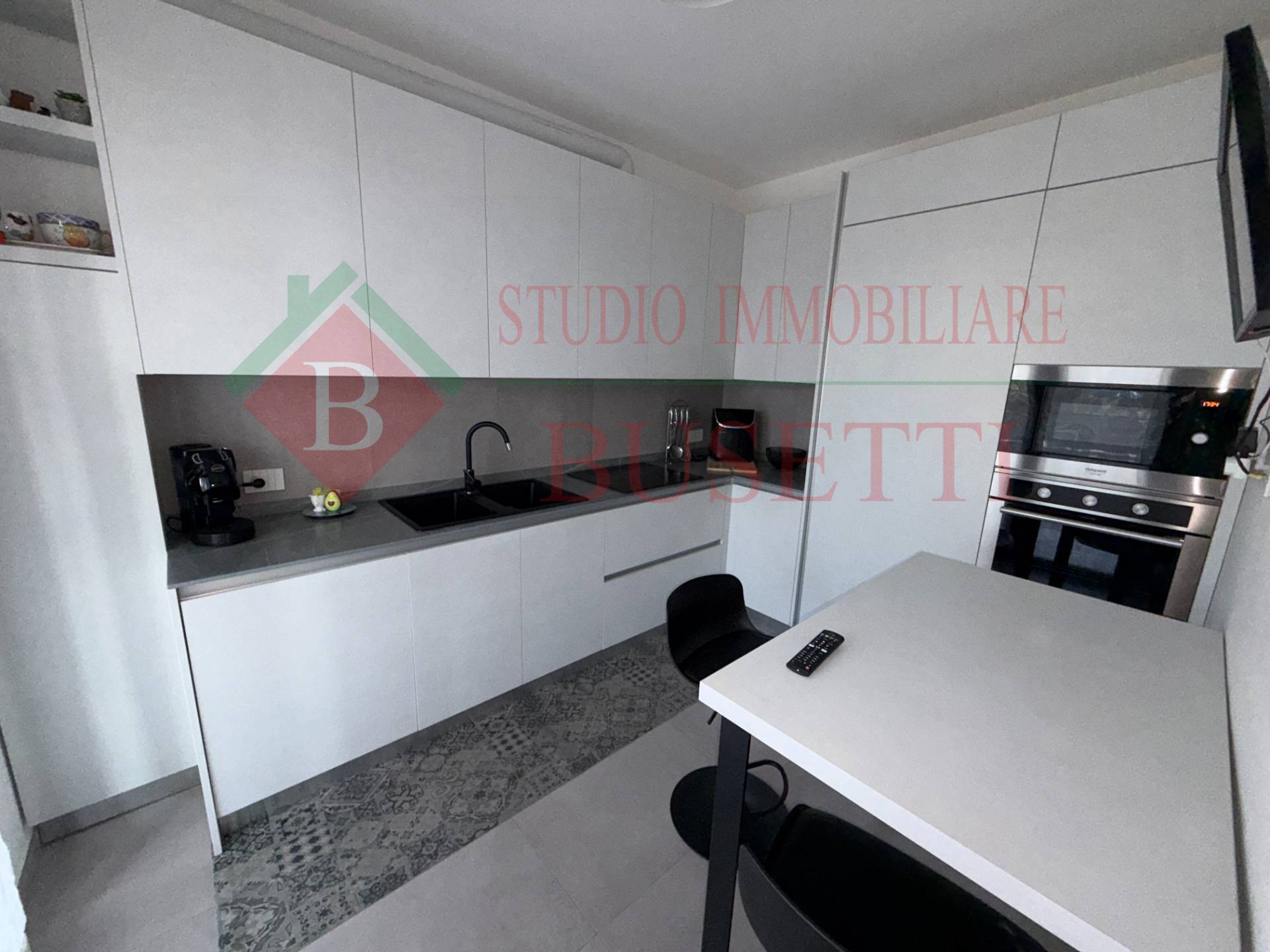 Appartamento in vendita a Solbiate Olona