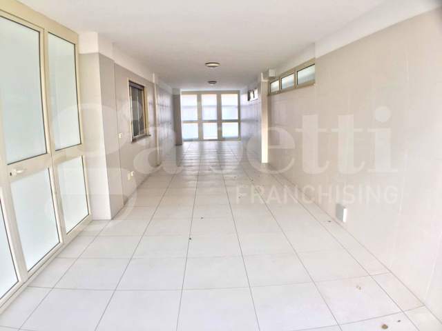 Trilocale in affitto a Barletta