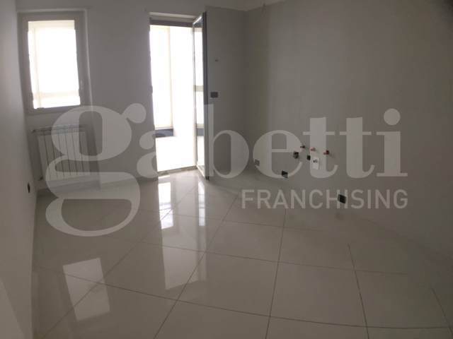 Trilocale in affitto a Barletta