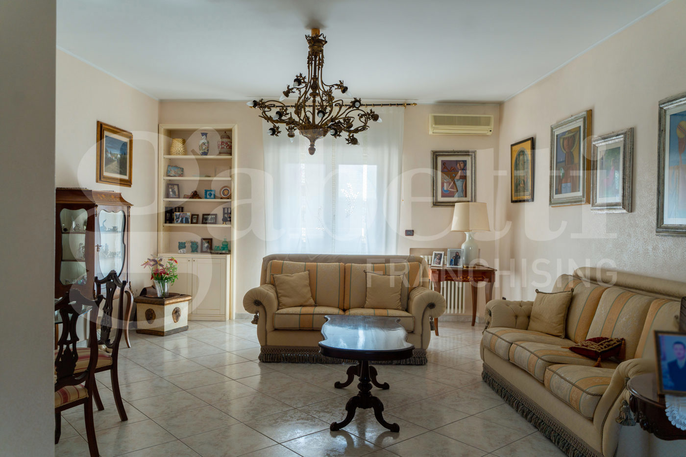 Quadrilocale in vendita a Barletta