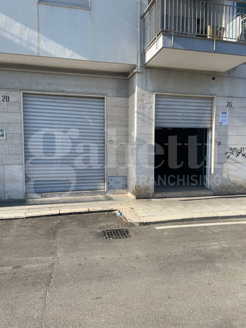 Negozio in affitto a Barletta