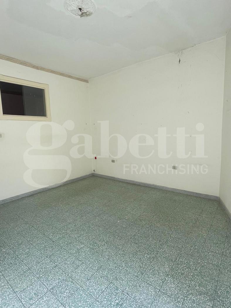 Bilocale da ristrutturare a Barletta