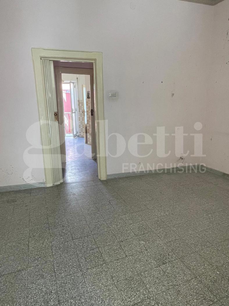 Bilocale da ristrutturare a Barletta