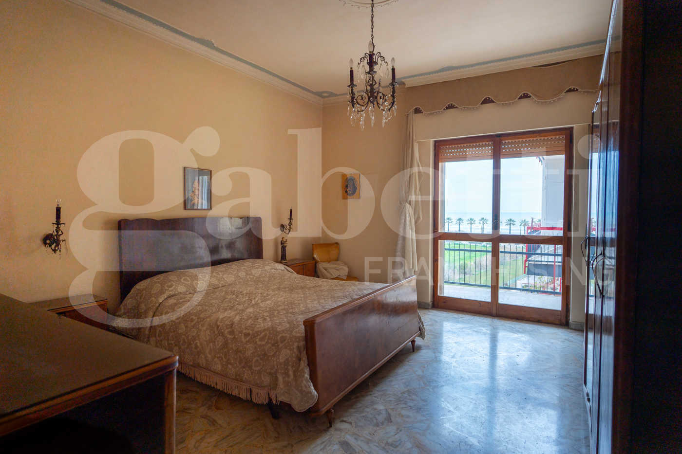 Quadrilocale vista mare a Barletta