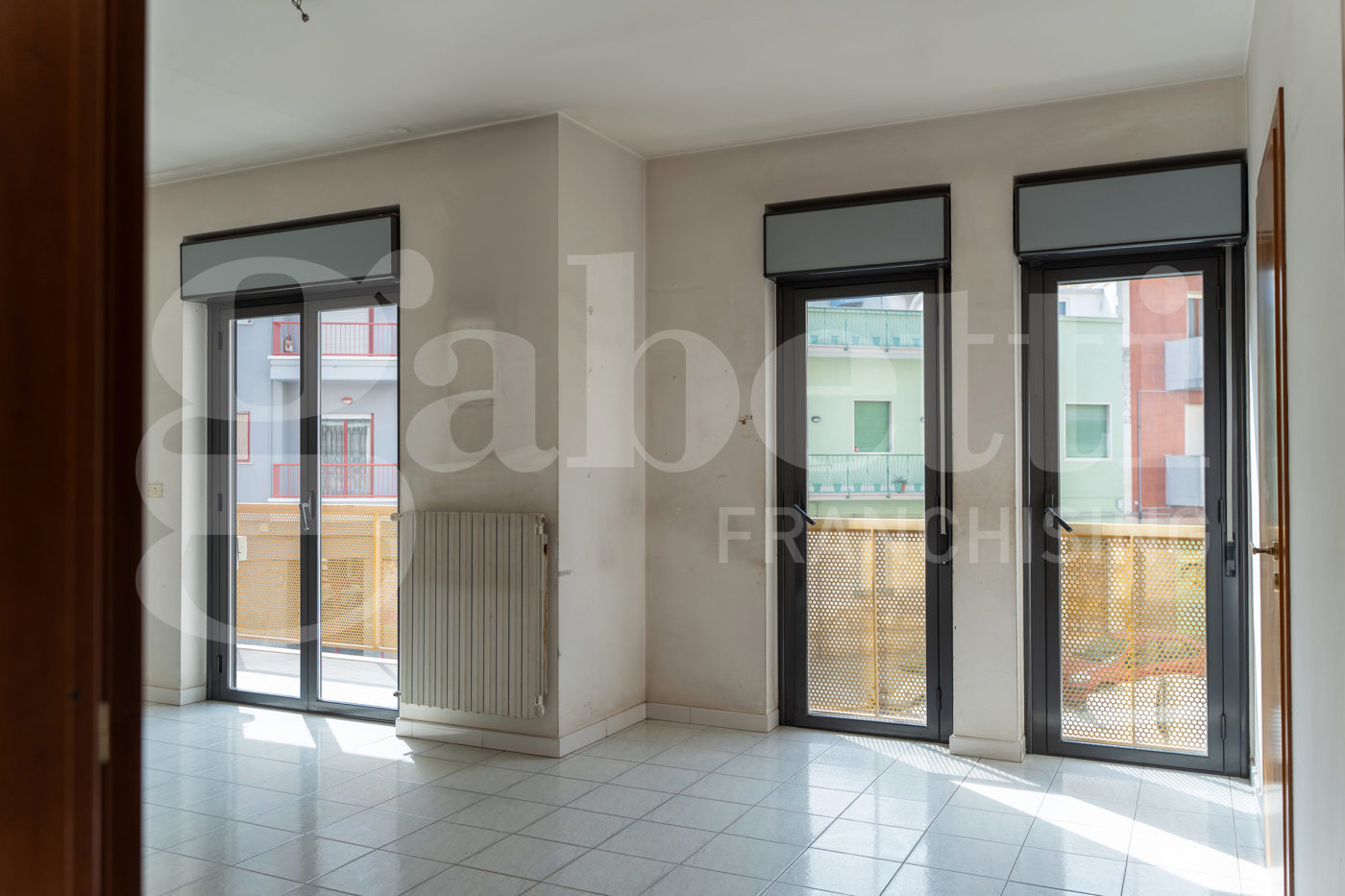 Quadrilocale da ristrutturare a Barletta