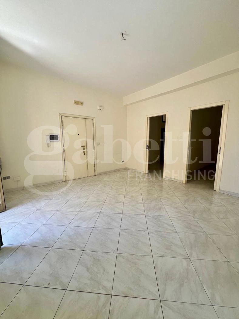 Trilocale in affitto a Barletta