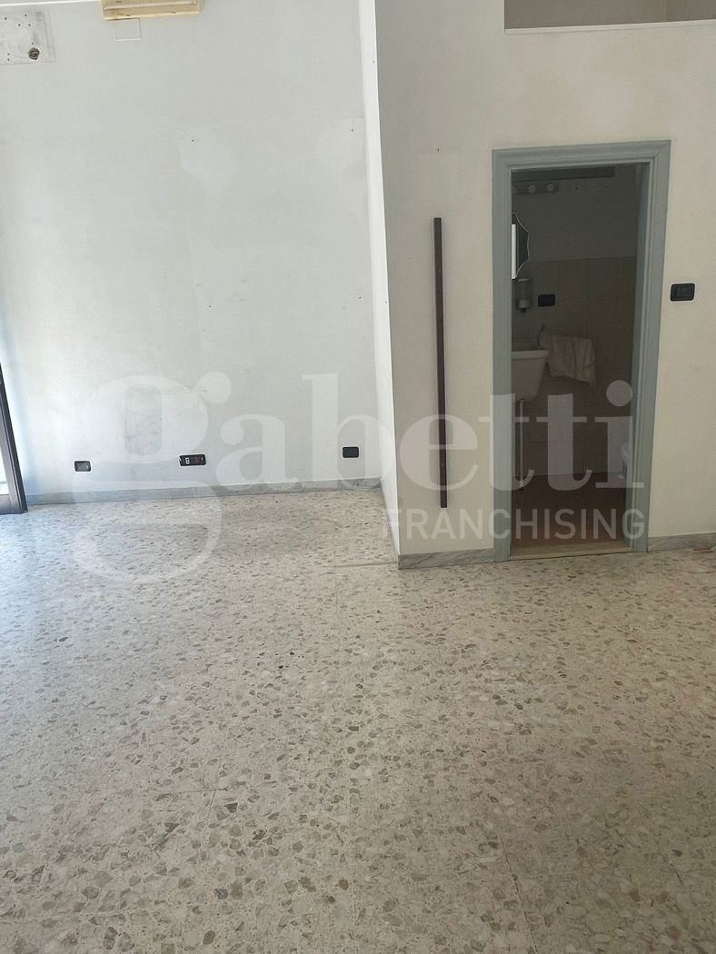 Negozio in vendita a Barletta